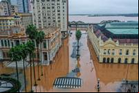 Porto Alegre, 03/05/2024, Prefeitura de Porto Alegre a esquerda e o Mercado Municipal a direita, alagados, após chuva intensa