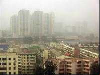 Poluição do ar em Pequim, na China, começa a dar sinais de melhora após esforços do governo (foto: David Barrie/Flickr)