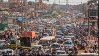 foto de trânsito em uganda
