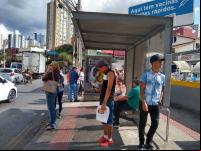 pontos de ônibus qualidade transporte coletivo