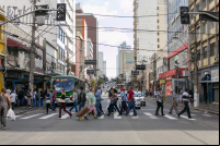 Rua José Paulino, no centro da cidade, foi a escolhida para ser a Rua Completa de Campinas (Foto: Daniel Hunter/WRI Brasil)