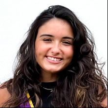 Julia Magalhaes