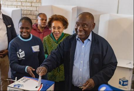 Depois de um acordo para criar o Governo de Unidade Nacional, o Presidente da África do Sul, Cyril Ramaphosa, cumprirá um segundo mandato