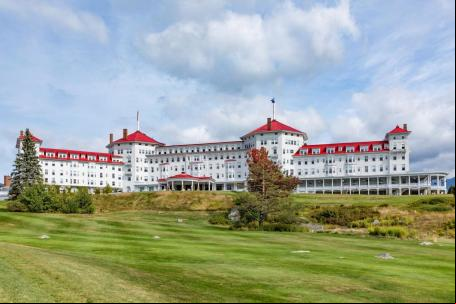 O FMI e o Banco Mundial foram criados durante uma reunião de líderes globais em 1944, no Mount Washington Hotel, em Bretton Woods, New Hampshire