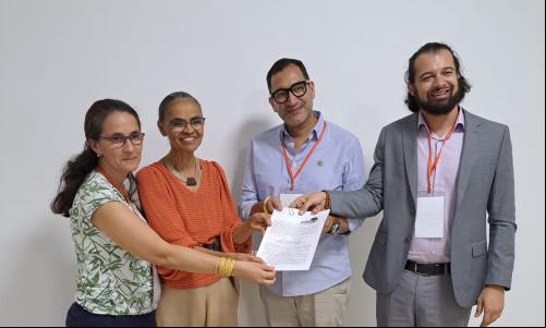 documento de recomendações é entregue à ministra Marina Silva